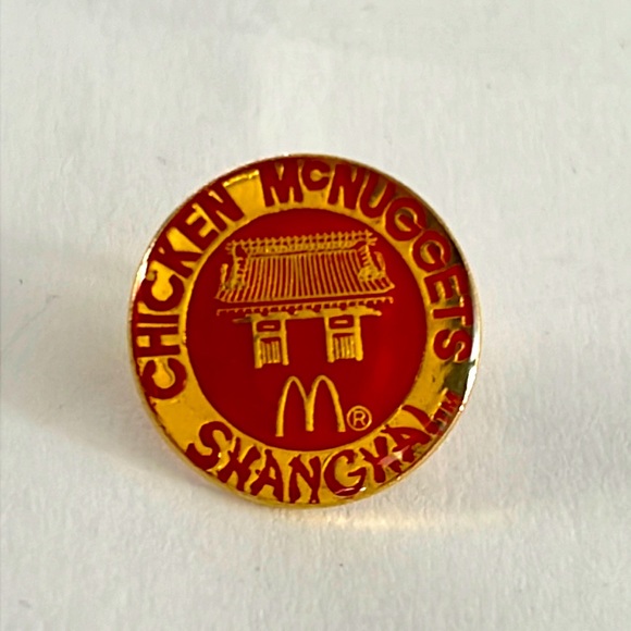 McDonal’s Crew Pin - Picture 1 of 2